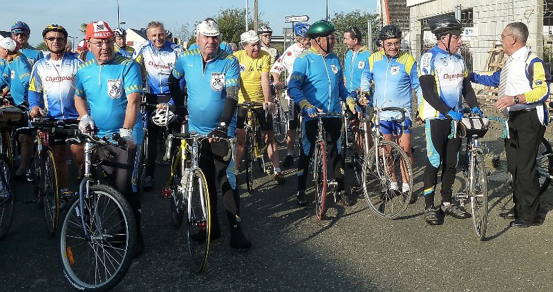 2010-10-10 09 05 Photo avant depart.JPG